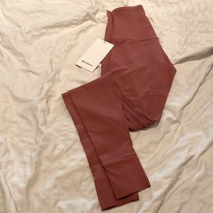 lululemon Hight rise Legging, Align SHR Stirrup Pant size:4 never worn